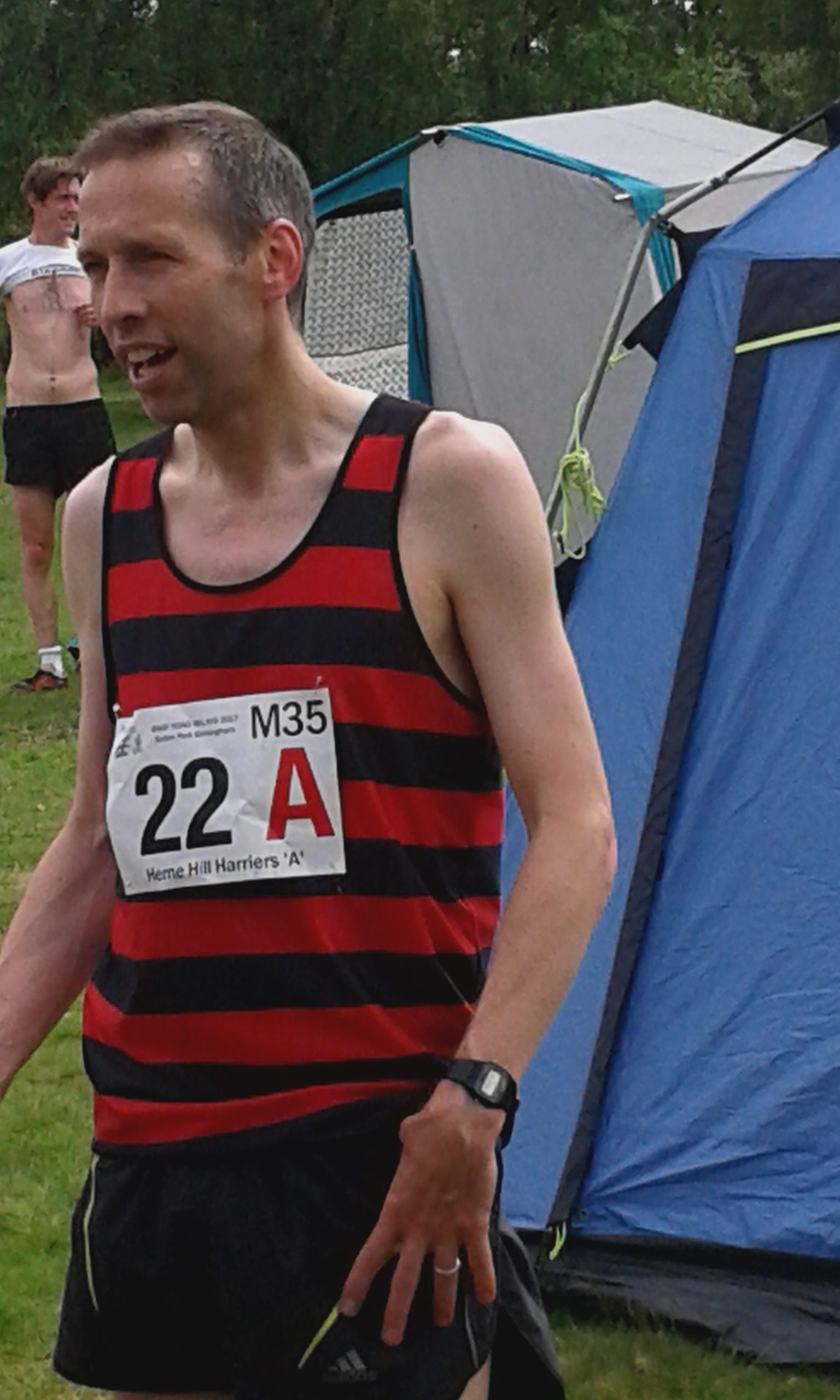 Tom Conlon gets 3rd fastest national relay leg medal as the men post solid results at British Master road relays.