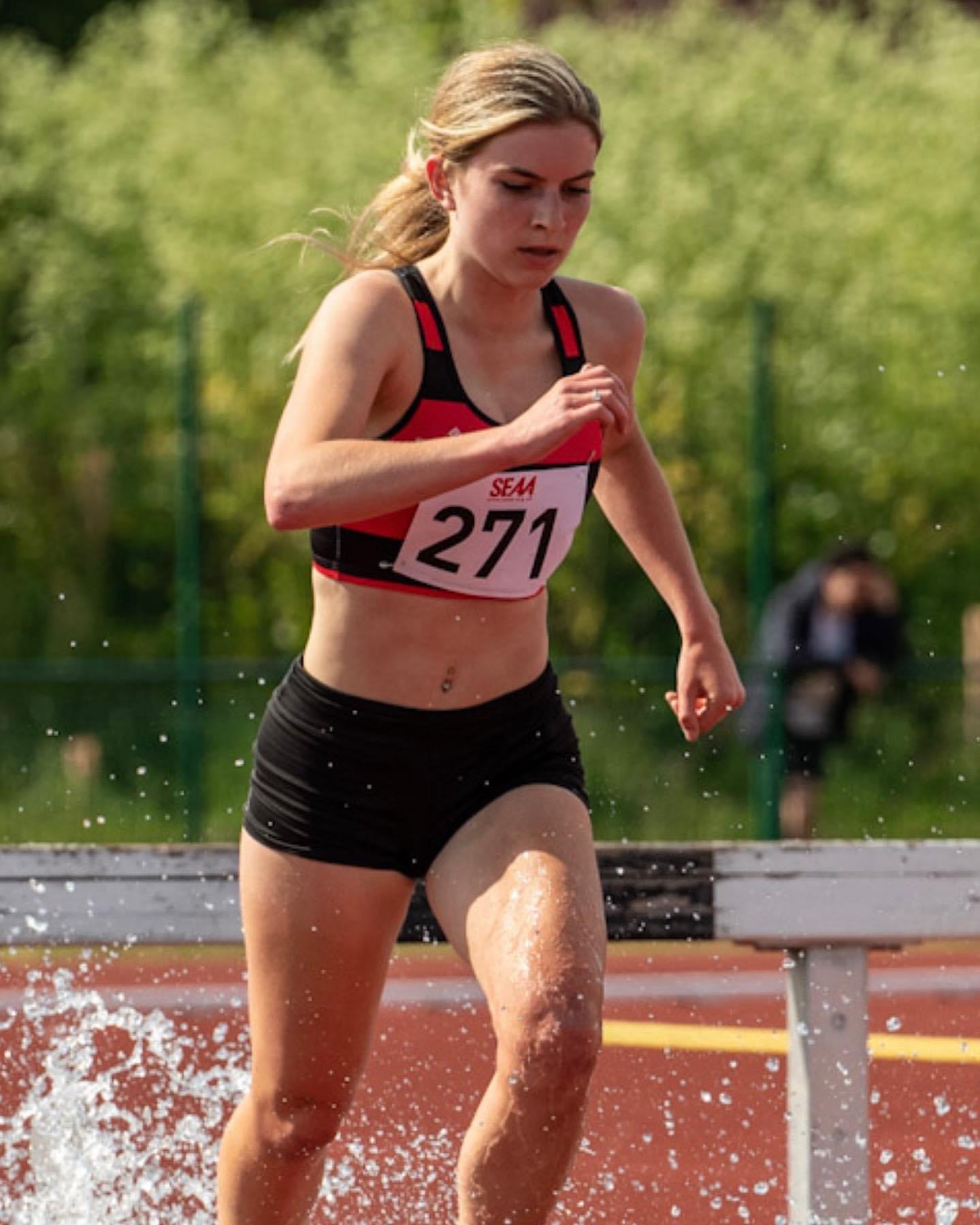 Lily Newton breaks own club Steeplechase record